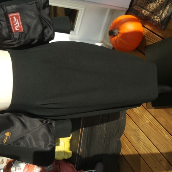 JOS. A. BANK CLOTHIERS ♡ Vintage Black 2pc Pure Wool Fully Lined Skirt Suit 4 - Picture 16 of 17